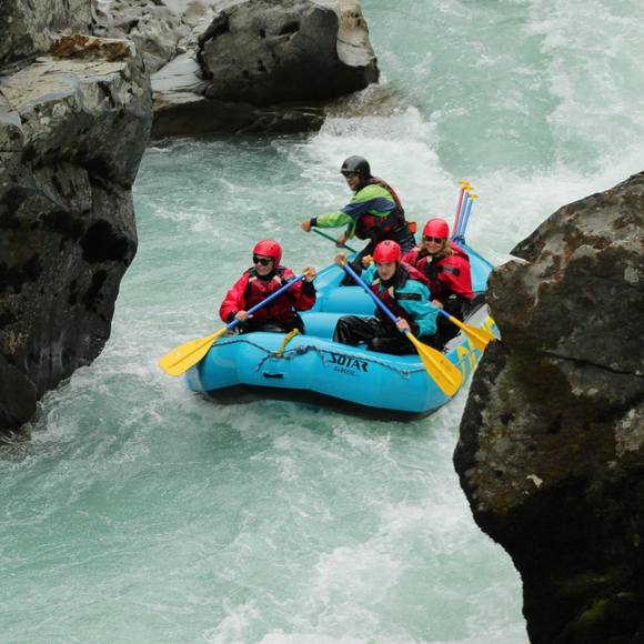 Meet your Posher, Becca - Picture 1 of 1